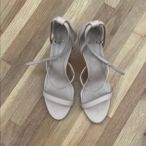 Elegant Beige Women's Sandals